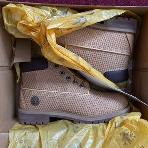 Wheat Honey Comb Timberland Boots